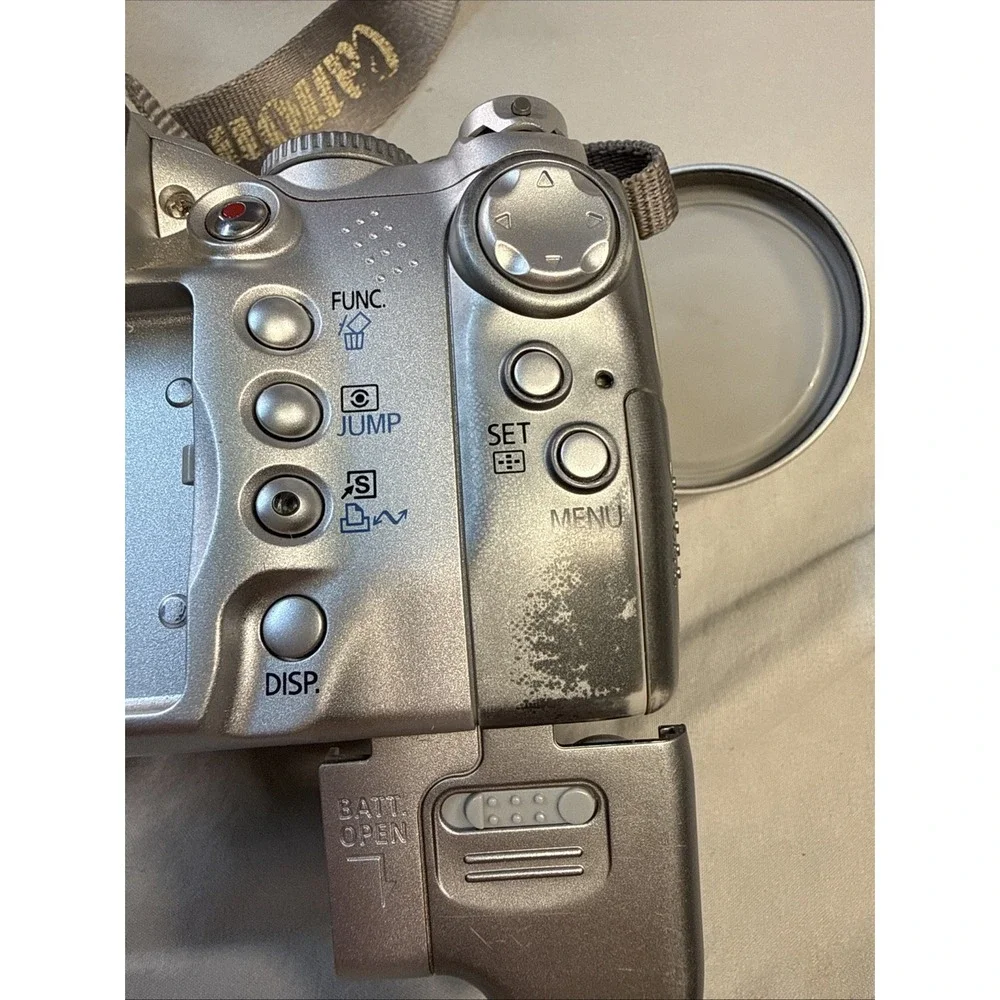 Canon PowerShot S2 IS 5.0MP Digital Camera - Silver As-Is W/cap & Strap